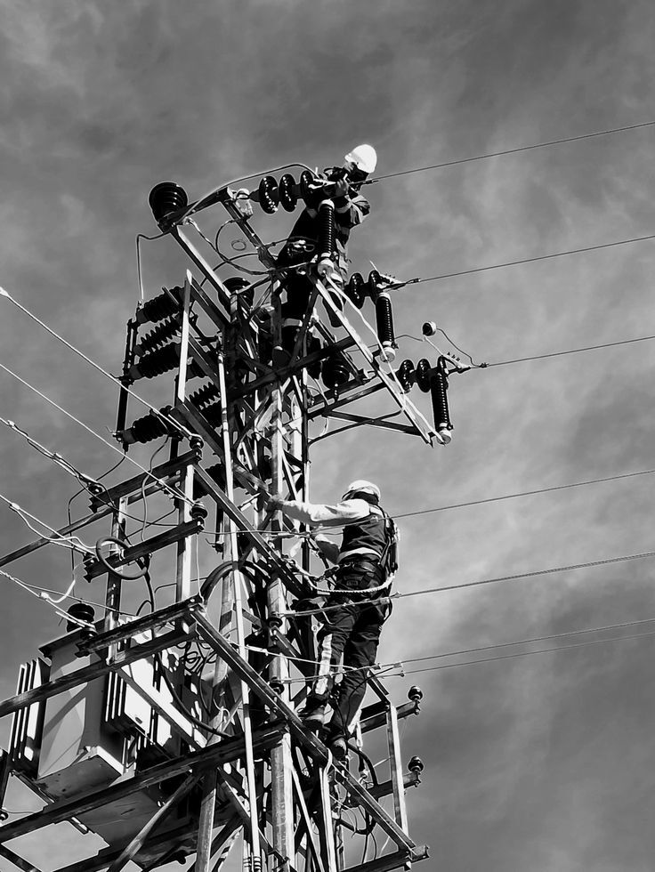 Avarinis elektrikas Kaune tvarko elektros gedimą